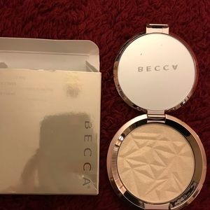 Becca highlighter